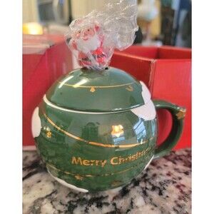 Round Christmas Coffee Mug with Lid & Spoon Santa Gift Hamper Eve Box Green